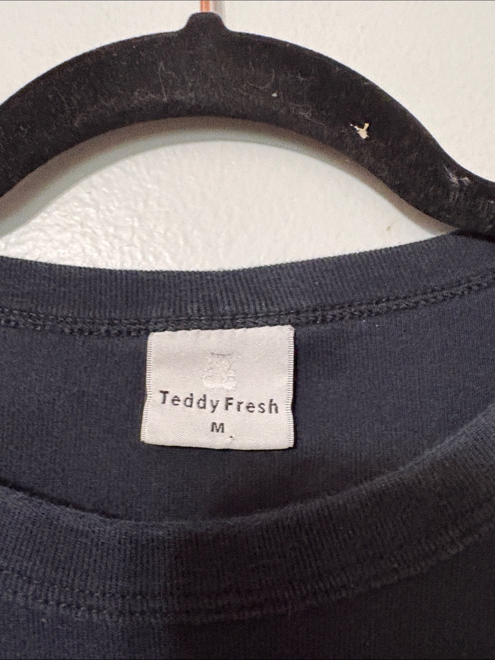 Teddy Fresh Black Icon Graphic Crop Tee Size Medium - Picture 3 of 6